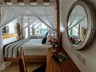 Hemingways deluxe twin
