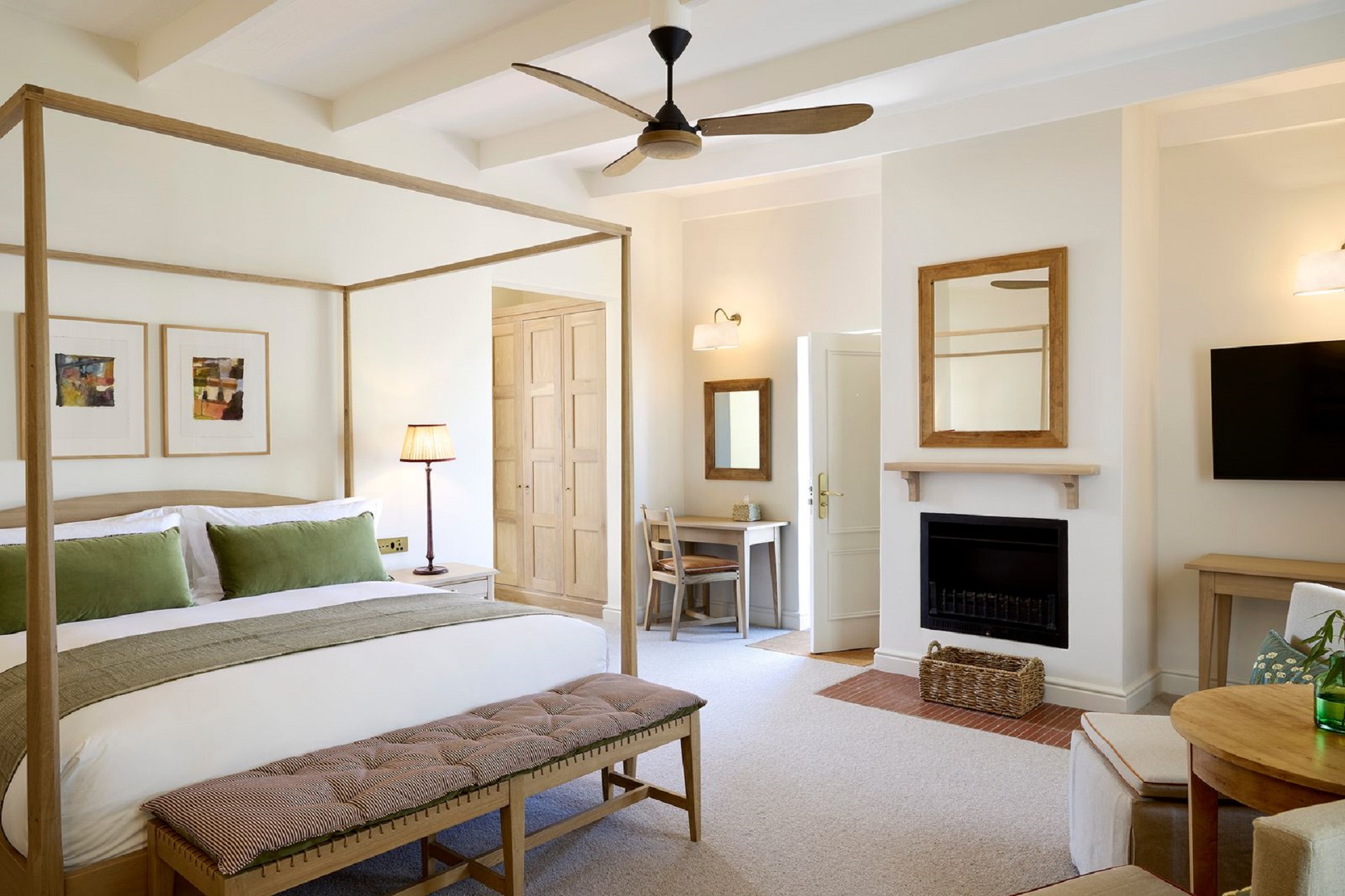 Luxury Room (First Floor)