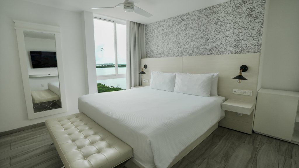 Óleo Cancún Playa