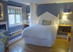 Leaside Manor by The Leaside Group