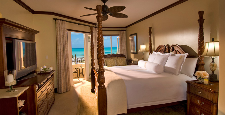 Mediterranean Honeymoon Romeo and Juliet Oceanview Penthouse One Bedroom Butler Suite
