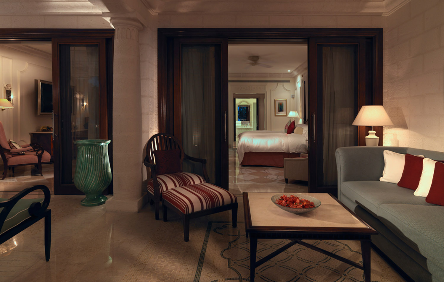 Dolphin Suite