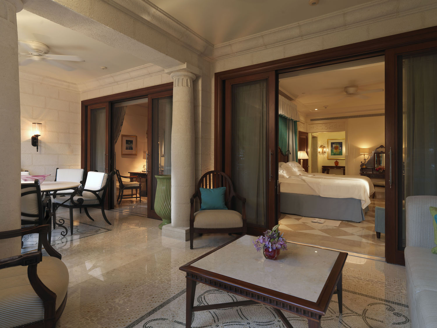 Luxury Dolphin Suites