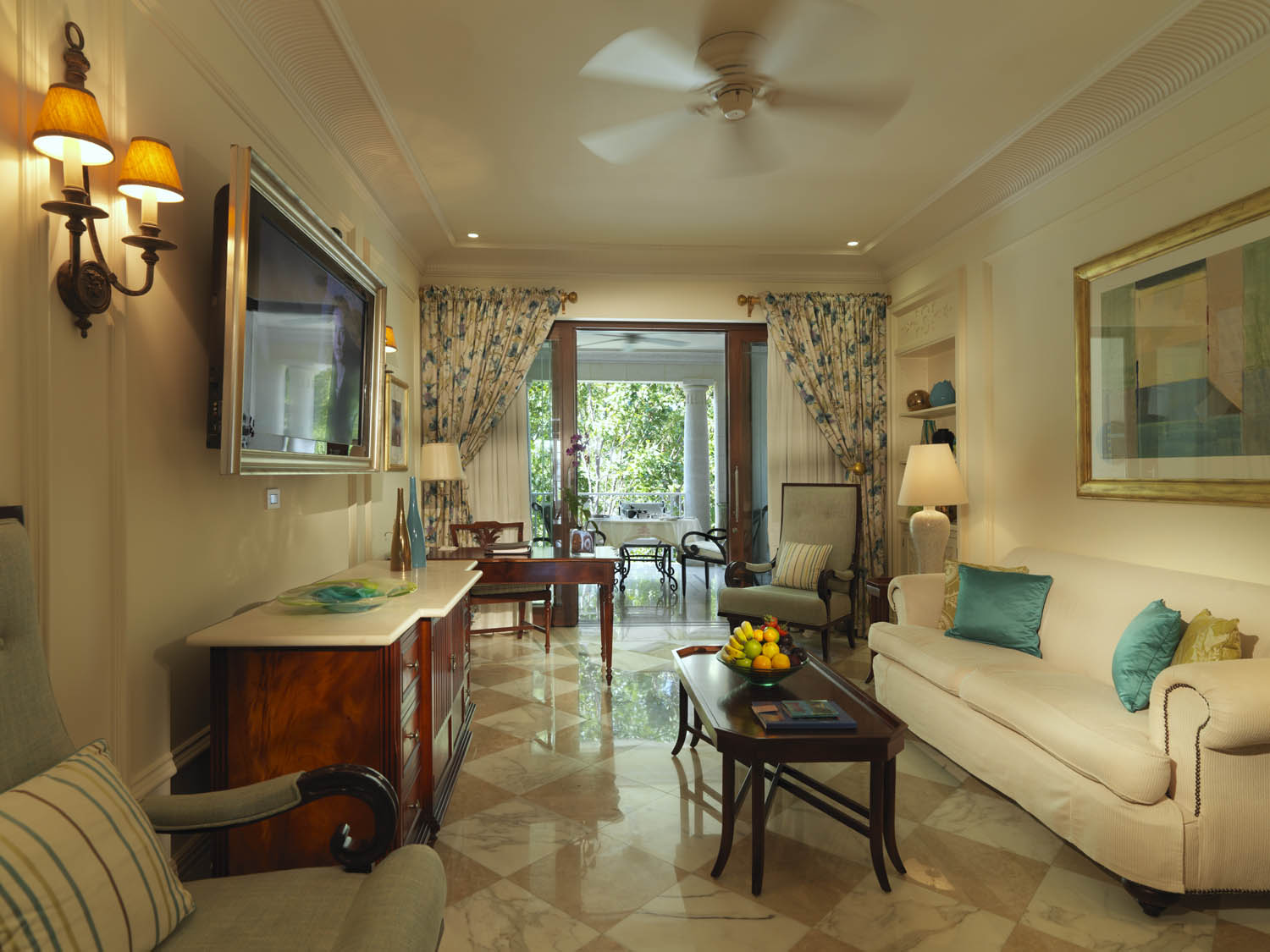 Luxury Orchid Suite