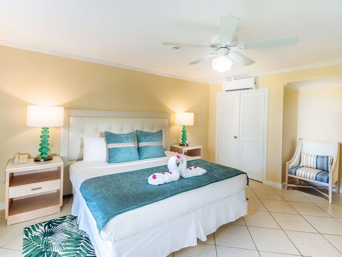 Deluxe Beach Front King