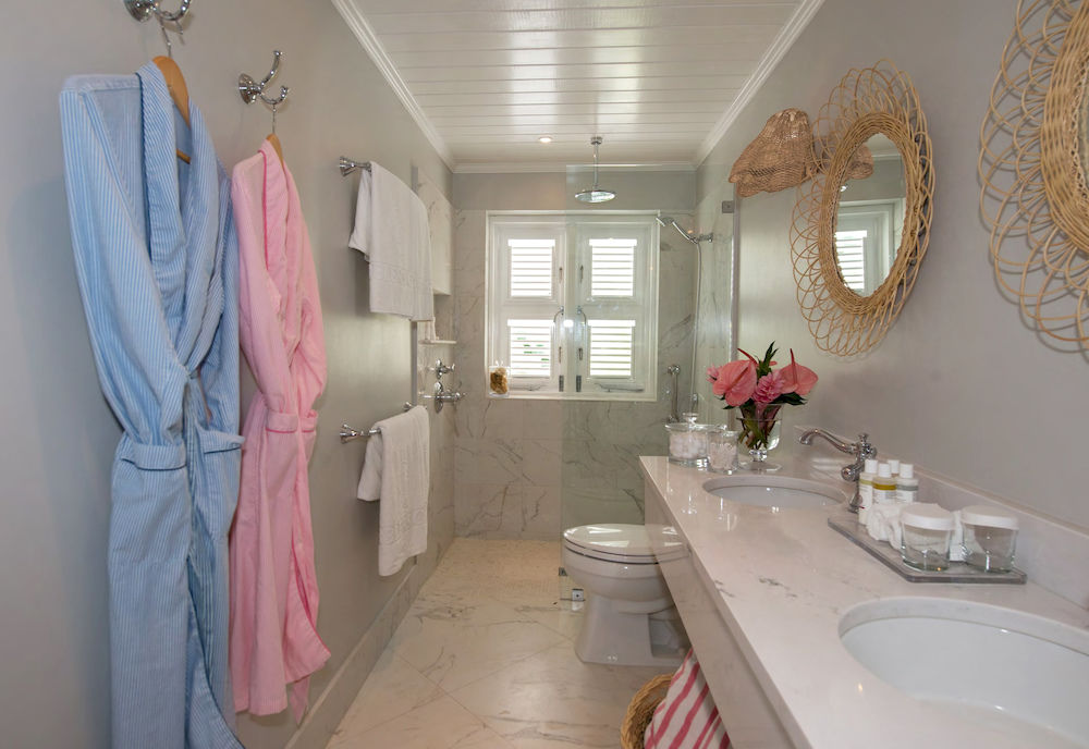 Bathtub Room
