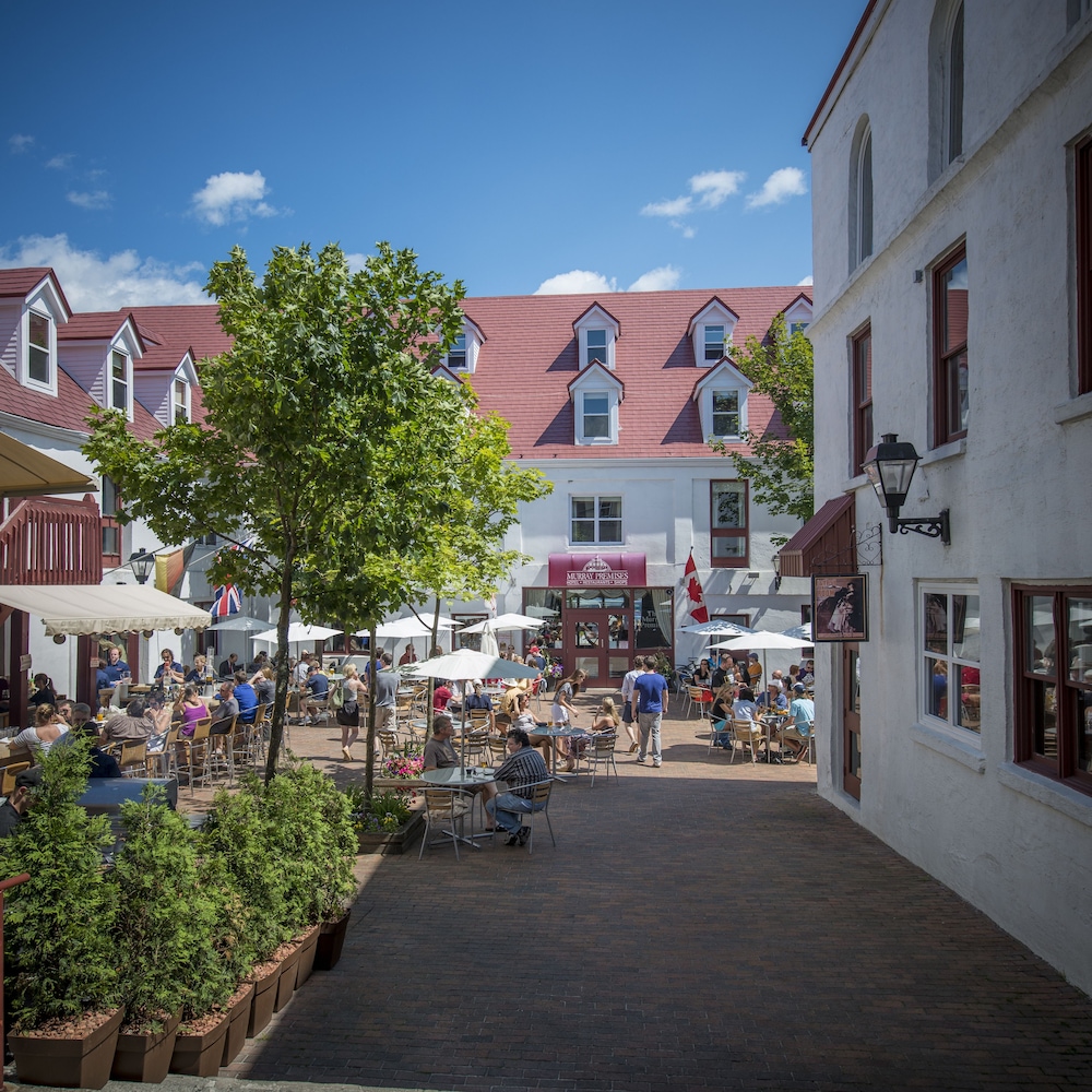 Hotel Front - Evening/Night