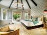 Romance Bungalow