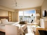 Deluxe Spa Suite