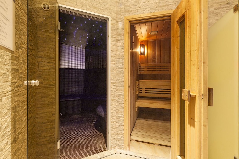 Steam Room