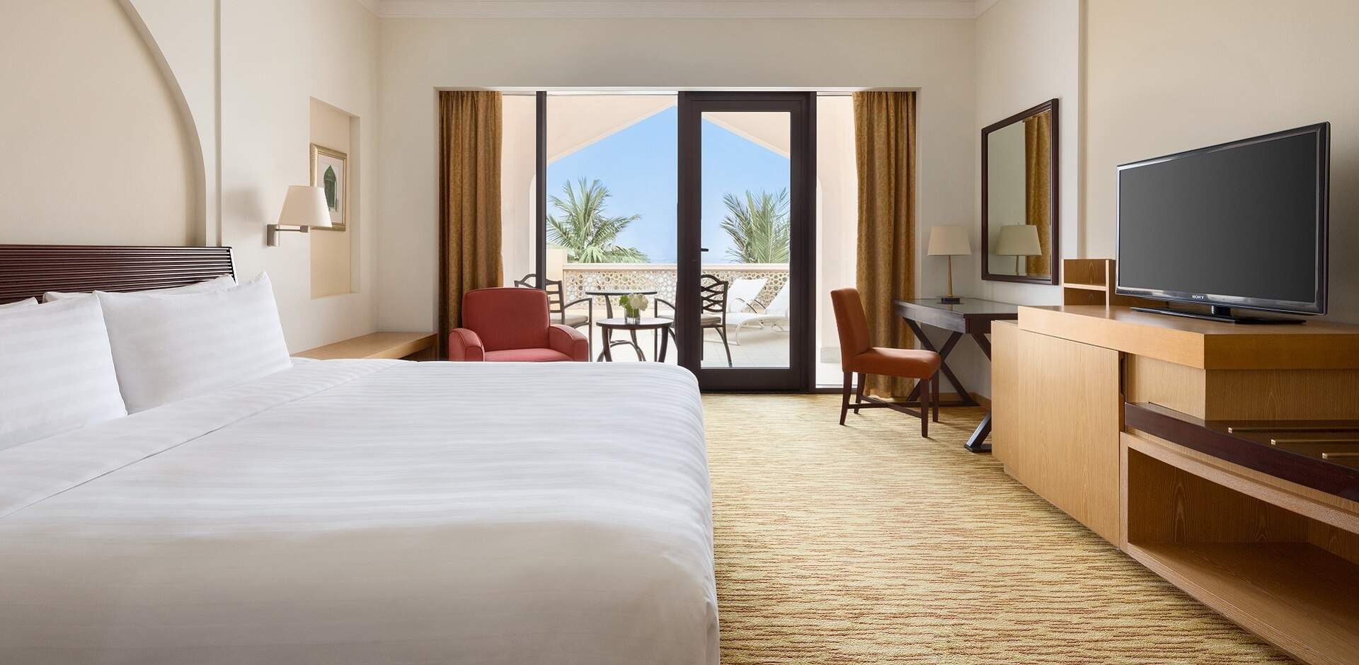 Al Bandar Deluxe Room