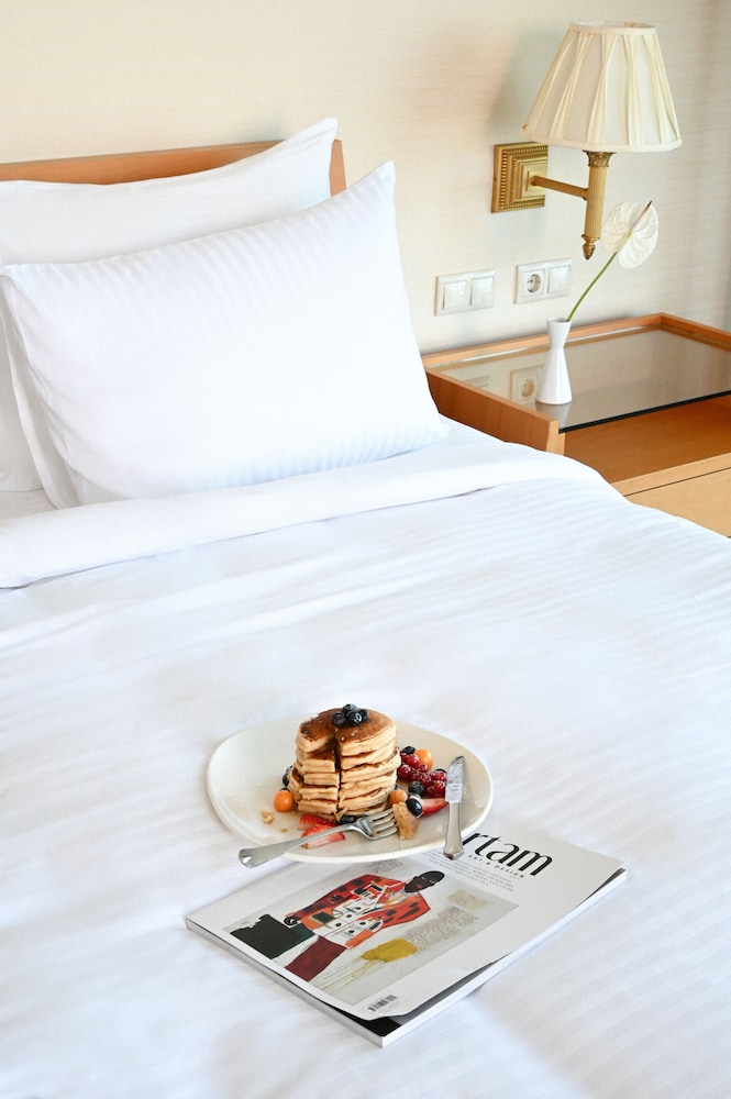 Room service - dining