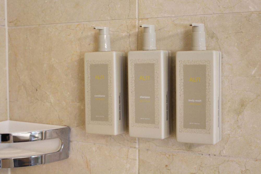 Bathroom amenities