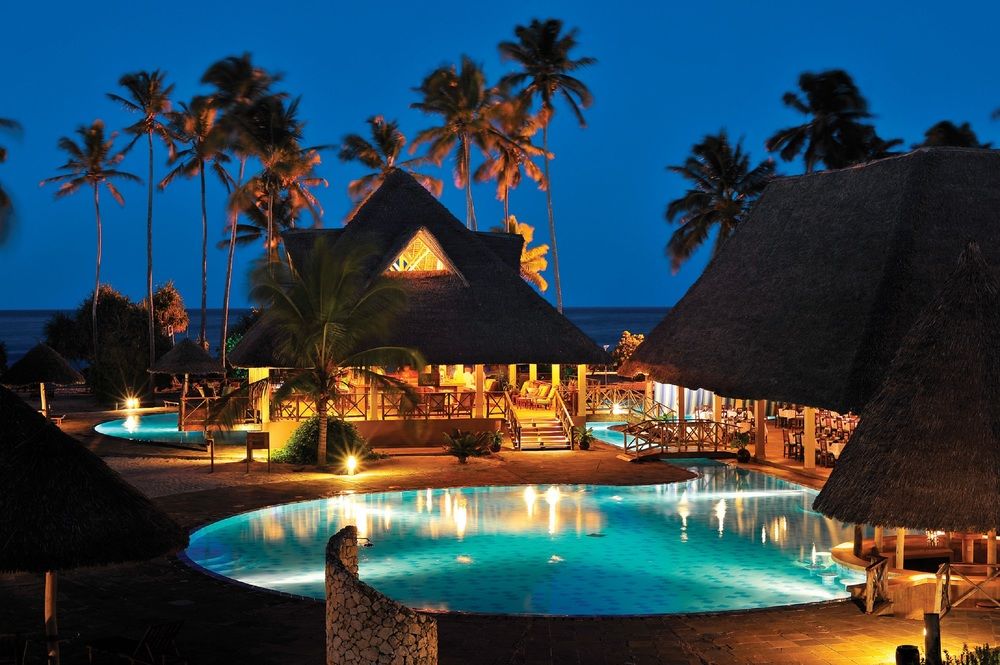 Poolside Bar