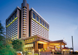 Taj Lands End
