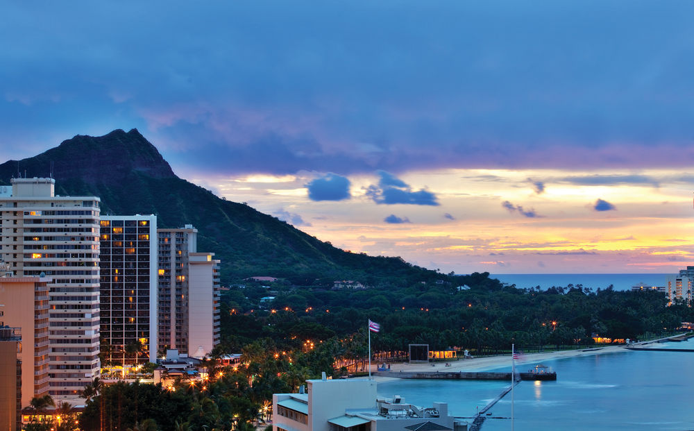 Holiday Inn Resort Waikiki Beachcomber