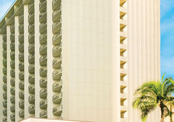 Outrigger Waikiki Beach Resort