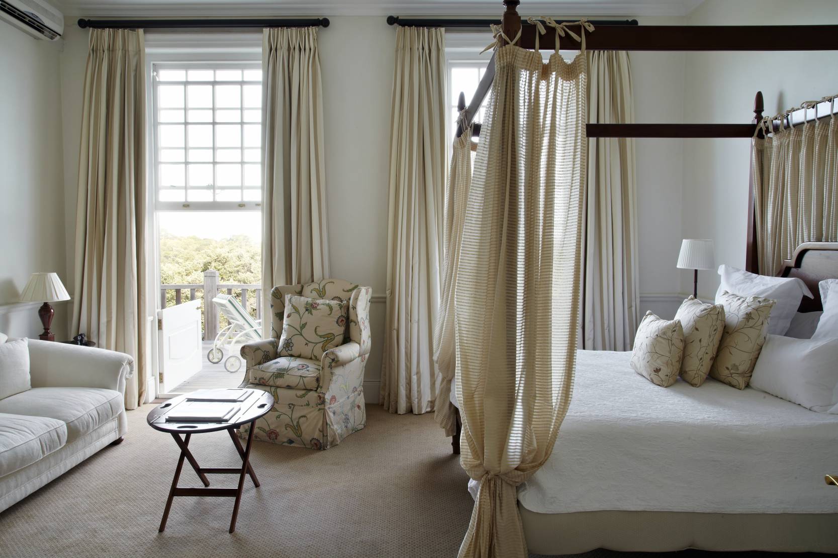 Luxury Double Rooms with Verandah