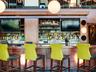 Restaurant & Bar