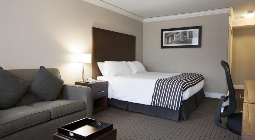 Junior Corporate Suite