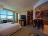 EXECUTIVE STUDIO RESIDENCE WITH KING SIZE BED