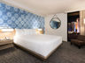 Deluxe Room 1 King High Roller View