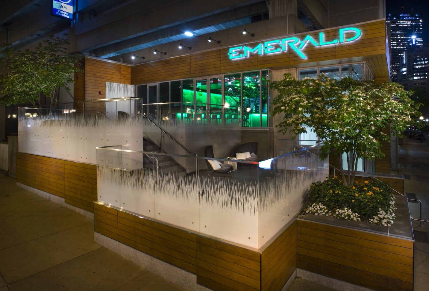 Emerald Lounge
