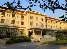 Raffles Grand Hotel d'Angkor