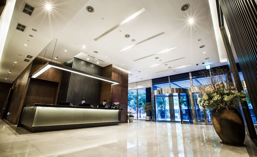 Check-in/Check-out Kiosk