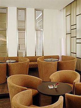 Hotel Lounge