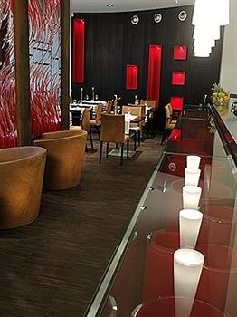 Hotel Lounge