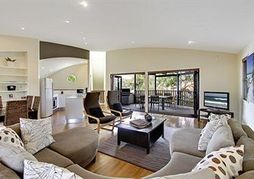 Beach House @ Tallows