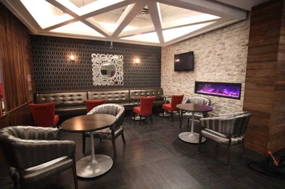 Hotel Lounge