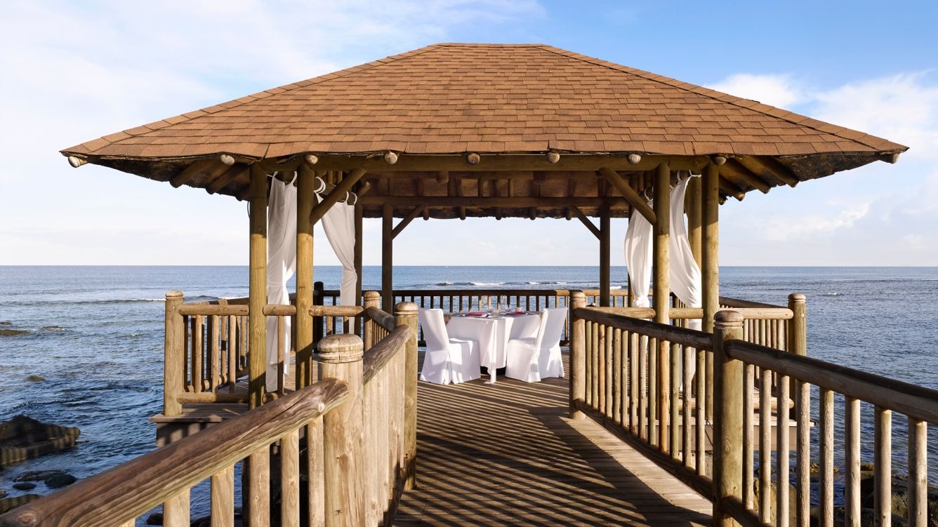 Ocean Vista Breakfast Set-up