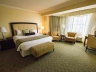 Deluxe Room 1 Queen Bed