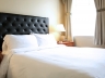 Corporate room 1 Queen bed