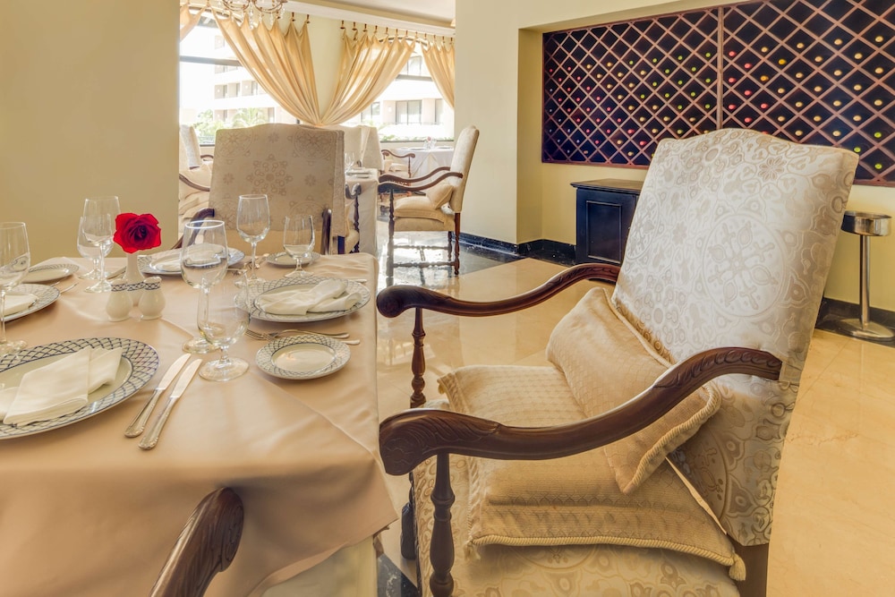 Couples dining