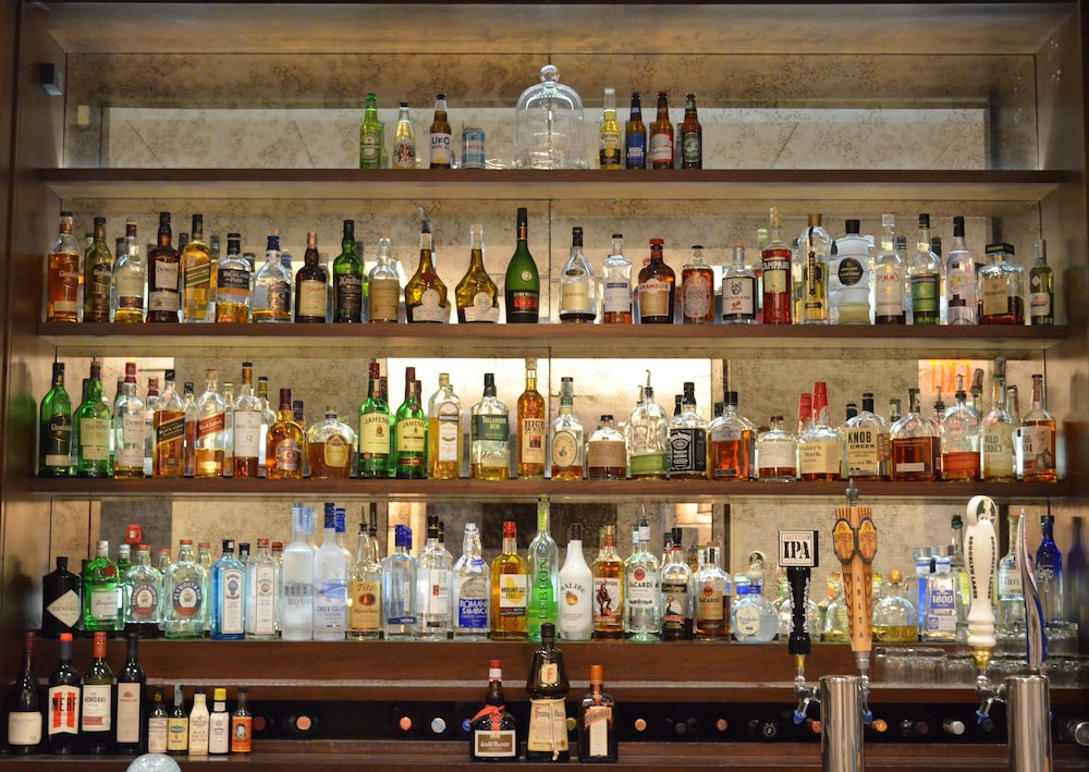 Hotel Bar