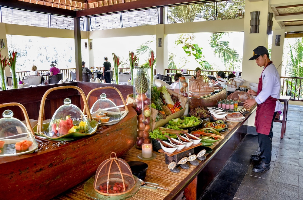 Food Court