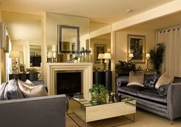 Andre's Mews Luxury Serviced Apartments