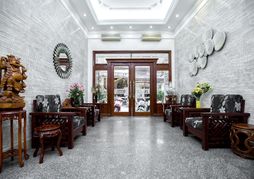 Il Divo Hostel