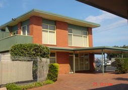 Shifting Sands Motel