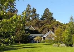 Akaroa Cottages - Heritage Collection