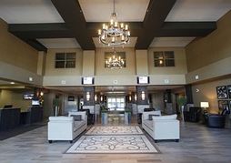 Pomeroy Inn & Suites at Olds