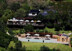 Hog Hollow Country Lodge