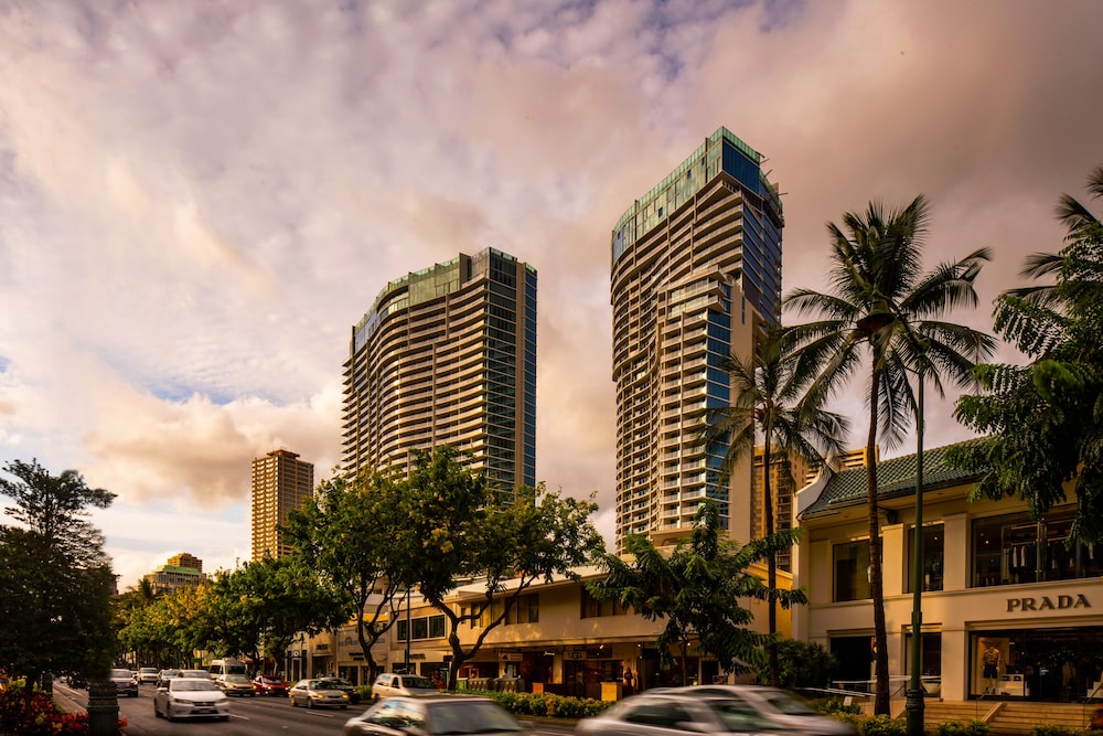 Hotel Front - Evening/Night