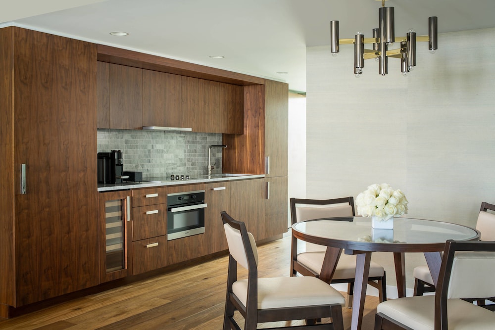 In-Room Kitchen