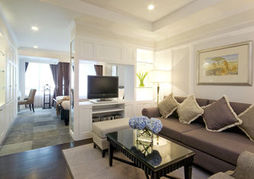 Cape House Langsuan Hotel