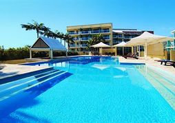 Oaks Waterfront Resort