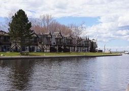 Lagoon City Pier One Resort